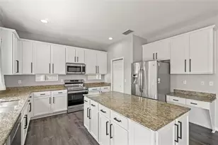 10909 Observatory Way, Tampa, FL 33647 - Photo 12