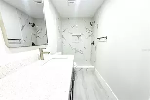 7809 Dover Ct N, Saint Petersburg, FL 33709 - Photo 8