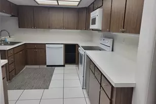 3021 Countryside Blvd, Clearwater, FL 33761 - Photo 8