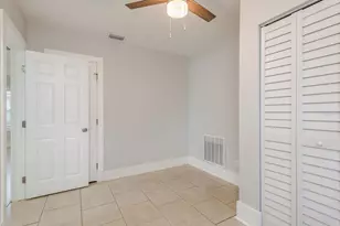 3037 38th Ave N, Saint Petersburg, FL 33713 - Photo 8