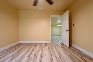 8108 El Portal Dr, Tampa, FL 33604 - Photo 18