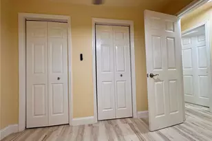 8108 El Portal Dr, Tampa, FL 33604 - Photo 14