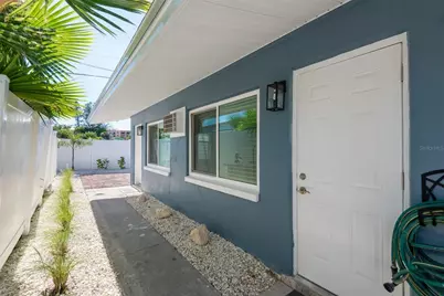 13248 4th Street E, Madeira Beach, FL 33708 - Photo 18