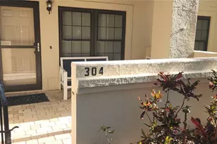 304 Los Prados, Safety Harbor, FL 34695 - Photo 12