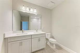 35326 Big Hawk Dr, Zephyrhills, FL 33541 - Photo 32