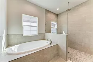 35326 Big Hawk Dr, Zephyrhills, FL 33541 - Photo 8