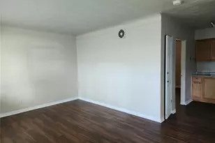 2219 Highland St, Saint Petersburg, FL 33705 - Photo 2