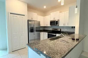 10377 Lavender Aster Trl, San Antonio, FL 33576 - Photo 4