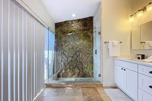 8267 Norwood Rd, Seminole, FL 33777 - Photo 38