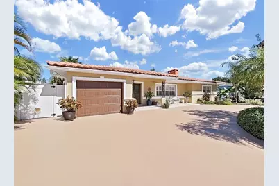 6601 Renaldo Way S, Saint Petersburg, FL 33707 - Photo 2