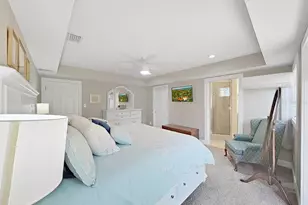 6601 Renaldo Way S, Saint Petersburg, FL 33707 - Photo 16