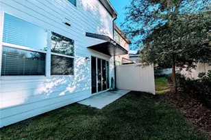 6215 Daerr Rdg St, Zephyrhills, FL 33542 - Photo 16