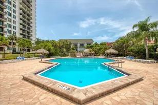 320 Island Way, Clearwater Beach, FL 33767 - Photo 48