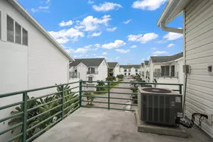 320 Island Way, Clearwater Beach, FL 33767 - Photo 26