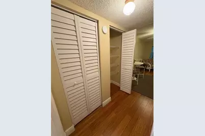 1250 S Pinellas Avenue #411, Tarpon Springs, FL 34689 - Photo 4