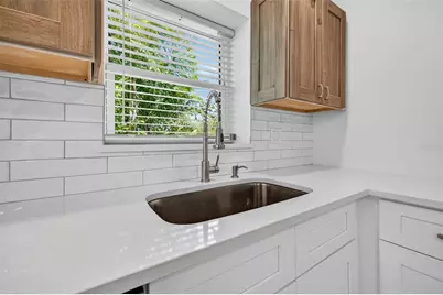 3102 Dupont Street S, Gulfport, FL 33707 - Photo 12