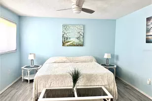 1048 Porpoise Rd, Venice, FL 34293 - Photo 12