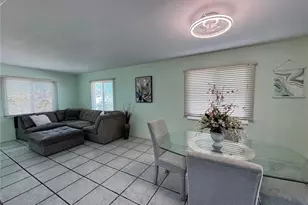 1048 Porpoise Rd, Venice, FL 34293 - Photo 8