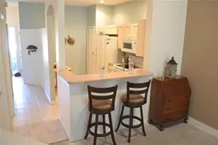 11135 Kapok Grand Cir, Madeira Beach, FL 33708 - Photo 8