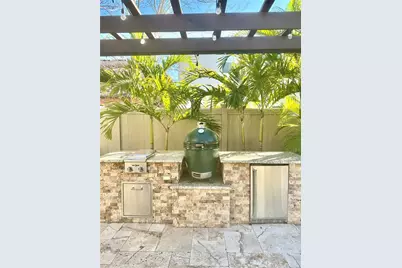 2620 Milford Berry Lane, Tampa, FL 33618 - Photo 6