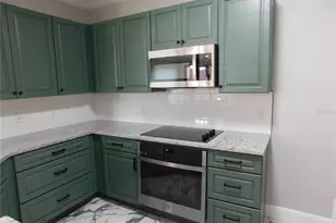 2725 Via Cipriani, Clearwater, FL 33764 - Photo 10