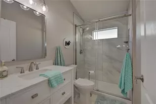 2823 Windcrest Oaks Ct, Valrico, FL 33594 - Photo 20