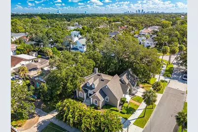 4535 W Beachway Drive, Tampa, FL 33609 - Photo 1