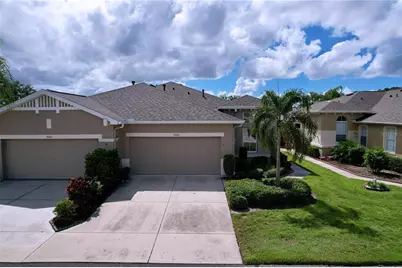 2046 Inverness Greens Drive #2046, Sun City Center, FL 33573 - Photo 4
