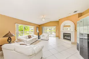 11600 Weaver Park Ct, Trinity, FL 34655 - Photo 6