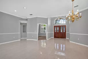 2243 Eagle Bluff Dr, Valrico, FL 33596 - Photo 6