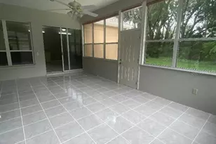 2243 Eagle Bluff Dr, Valrico, FL 33596 - Photo 14