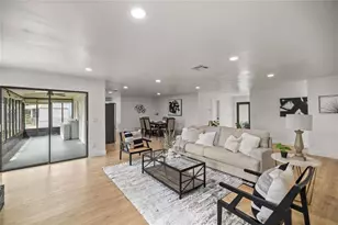 1218 SE 4th Ave, Crystal River, FL 34429 - Photo 10