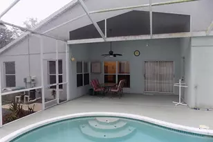923 Hunter Ln, Tarpon Springs, FL 34689 - Photo 28