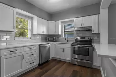448 24th Street N, Saint Petersburg, FL 33713 - Photo 1