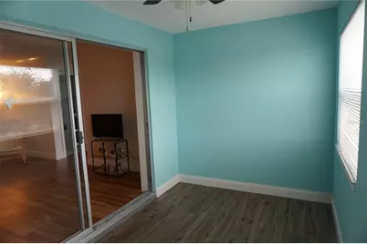 1000 49th Street N #311, Saint Petersburg, FL 33710 - Photo 18