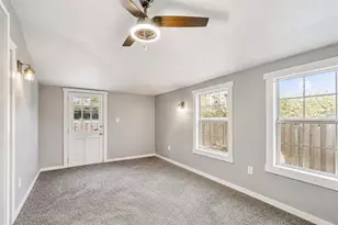 906 E Hamilton Ave, Tampa, FL 33604 - Photo 32