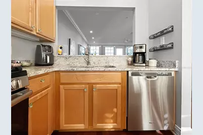 1468 Harbour Walk Road, Tampa, FL 33602 - Photo 12