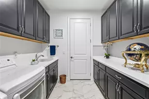 10819 Wicker Park Pl, Palmetto, FL 34221 - Photo 32