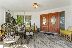 2401 26th Ave S, Saint Petersburg, FL 33712 - Photo 6