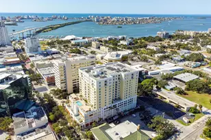 628 Cleveland St, Clearwater, FL 33755 - Photo 2