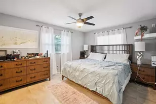 162 SE Lincoln Cir N, Saint Petersburg, FL 33703 - Photo 6