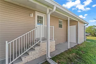 468 Trout Ln, Oldsmar, FL 34677 - Photo 2