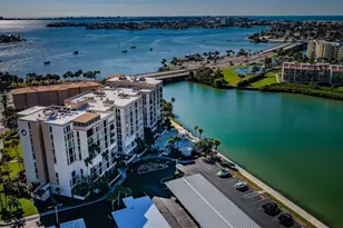 7400 Sun Island Dr S, South Pasadena, FL 33707 - Photo 1