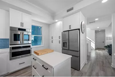 2813 Kipps Colony Drive S, Saint Petersburg, FL 33707 - Photo 22