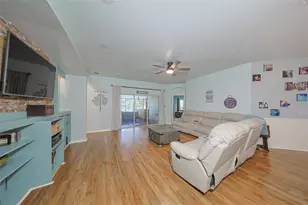 1507 Mira Lago Cir, Ruskin, FL 33570 - Photo 22