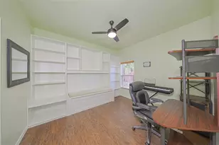 1507 Mira Lago Cir, Ruskin, FL 33570 - Photo 38