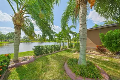 1507 Mira Lago Circle, Ruskin, FL 33570 - Photo 8