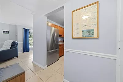 10433 Carrollbrook Court #105, Tampa, FL 33618 - Photo 4