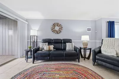 10433 Carrollbrook Court #105, Tampa, FL 33618 - Photo 10