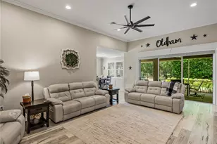 8152 Lake James Dr, Lakeland, FL 33810 - Photo 16